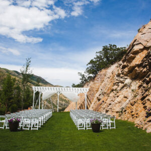 Louland-Falls-Outdoor-Wedding-Utah_002