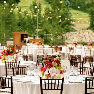 outdoor-wedding-reception